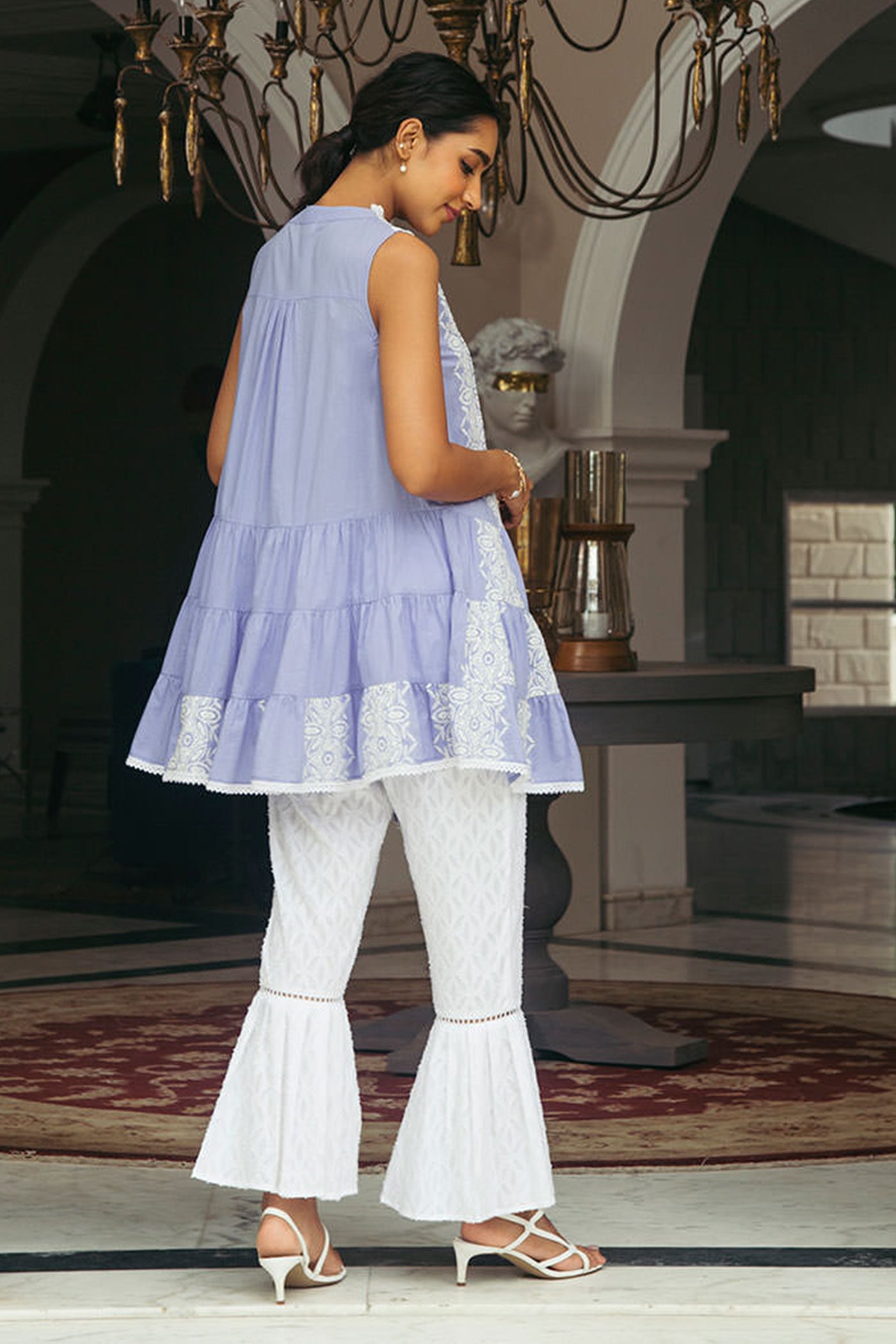 Tarini Manchanda In sleeveless kurta pants