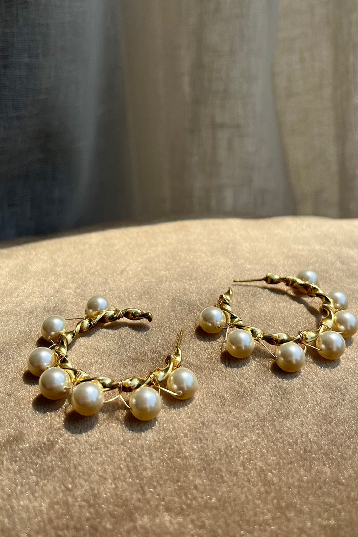 Golden Swirl Pearl Earrings