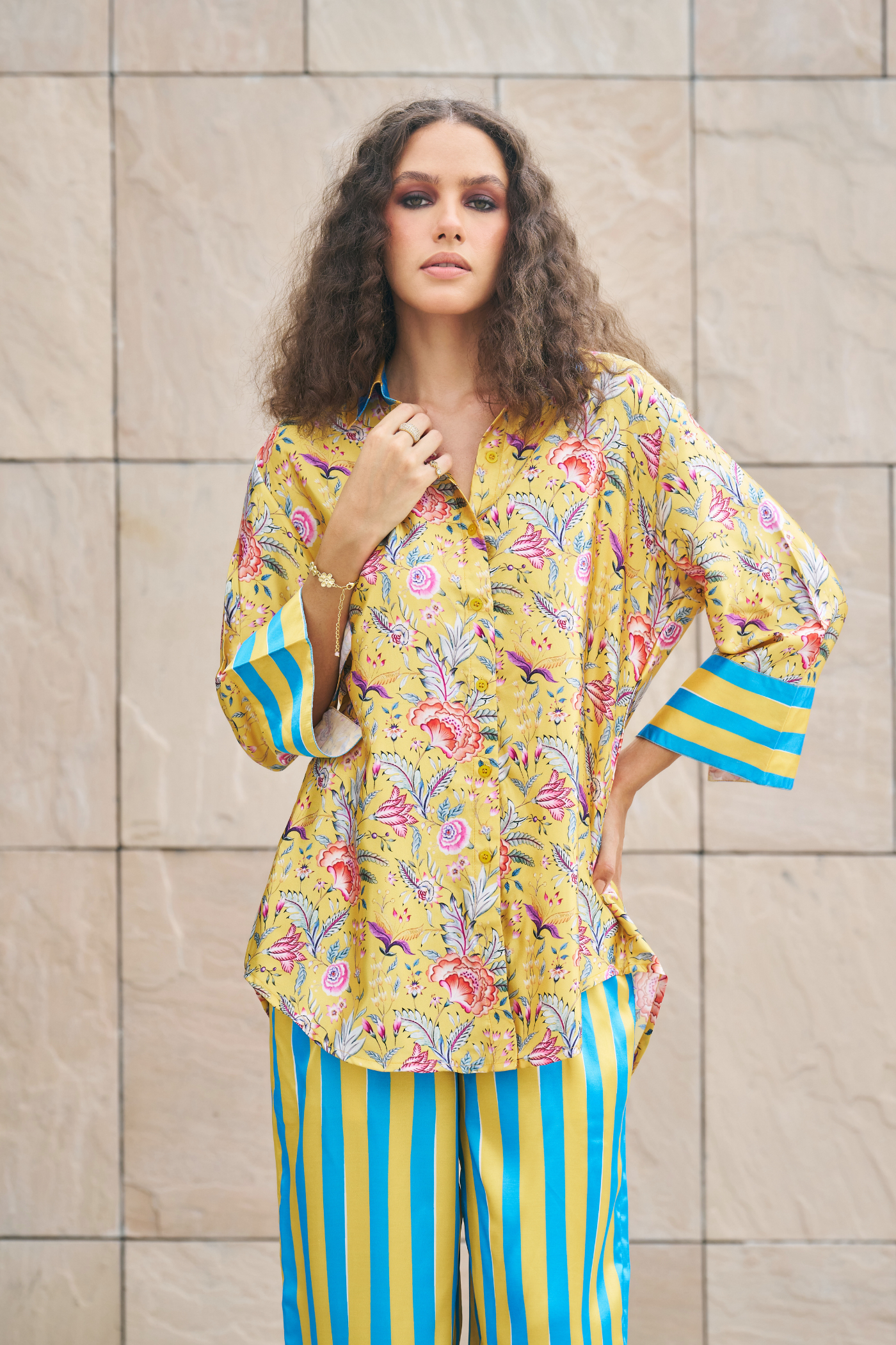 Veidhei Gita In Yellow Printed Floral Shirt With Stripe Pants