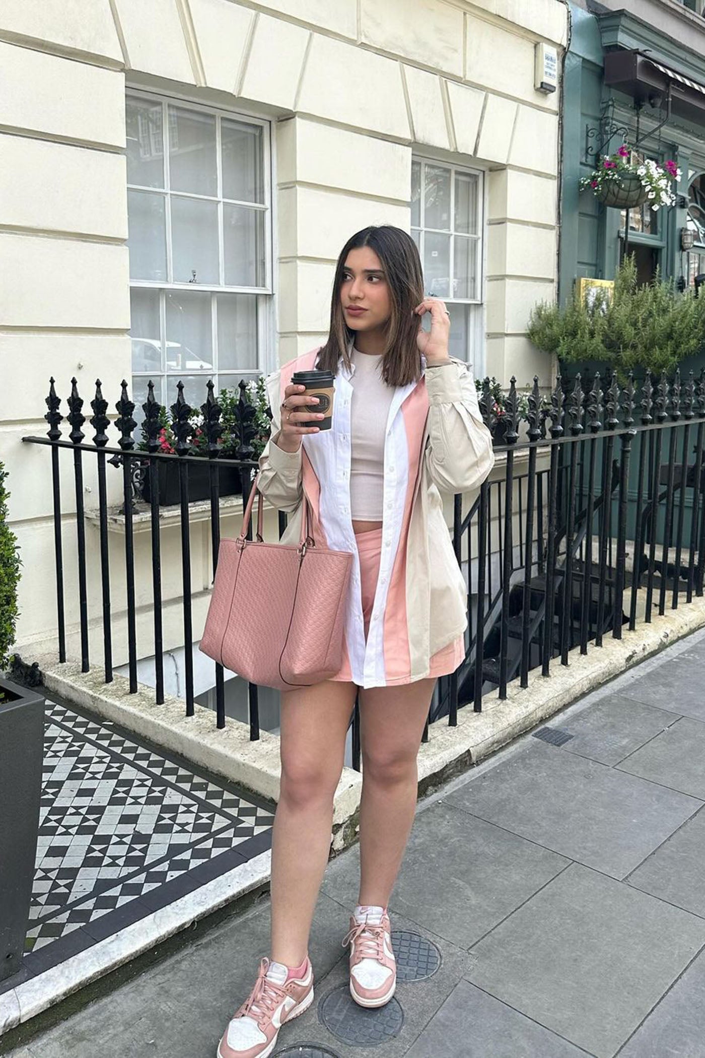 Asna Oberio In Three Layered Poplin Shirt With Shorts