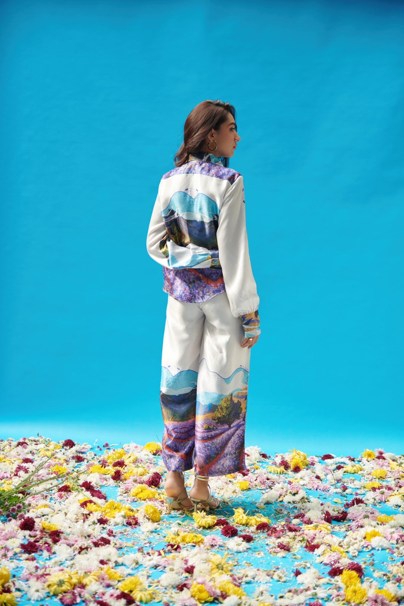 Long Collar Printed Shirt