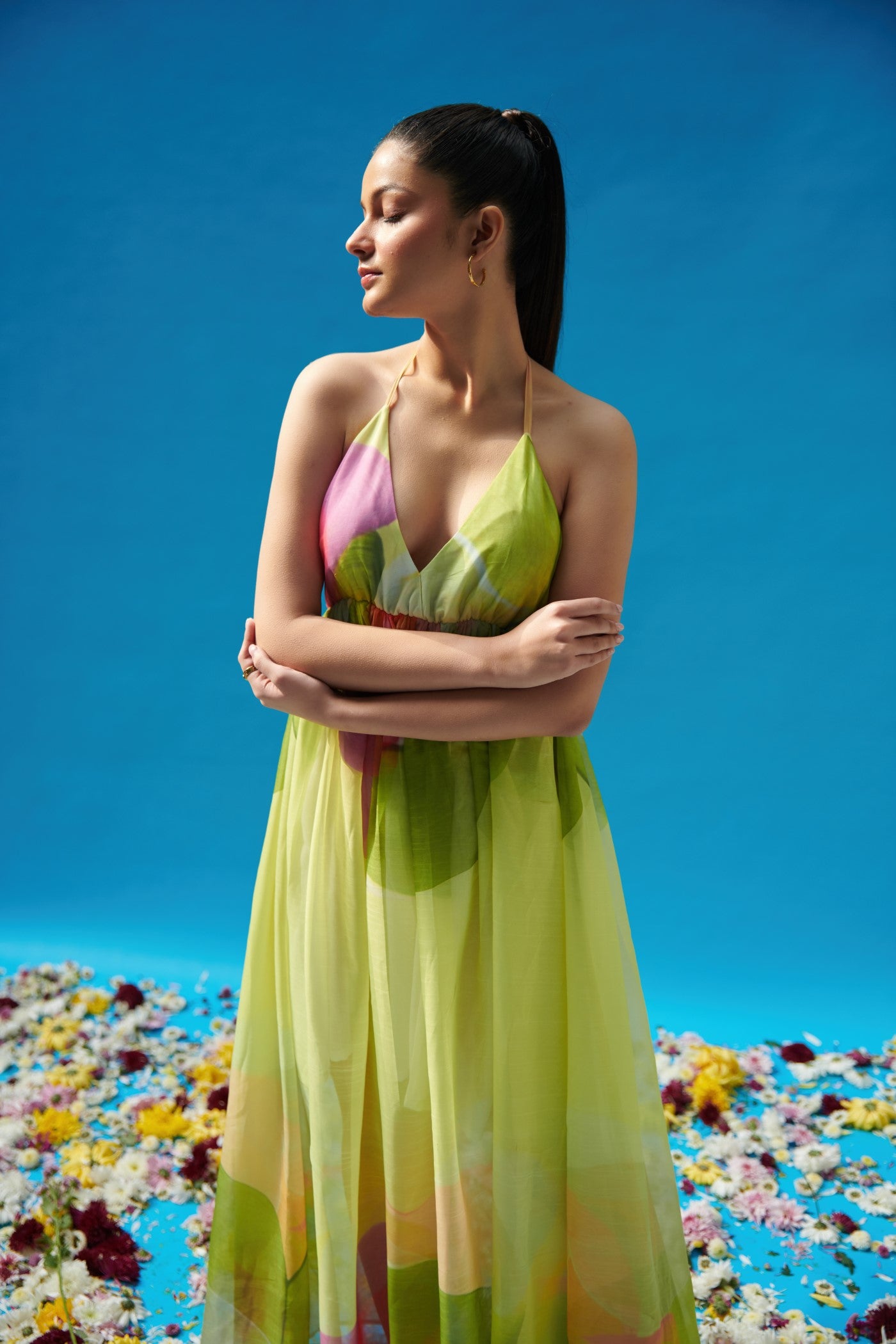 JHIL MIL In Green Printed Backless Halter Neck Maxi Dress