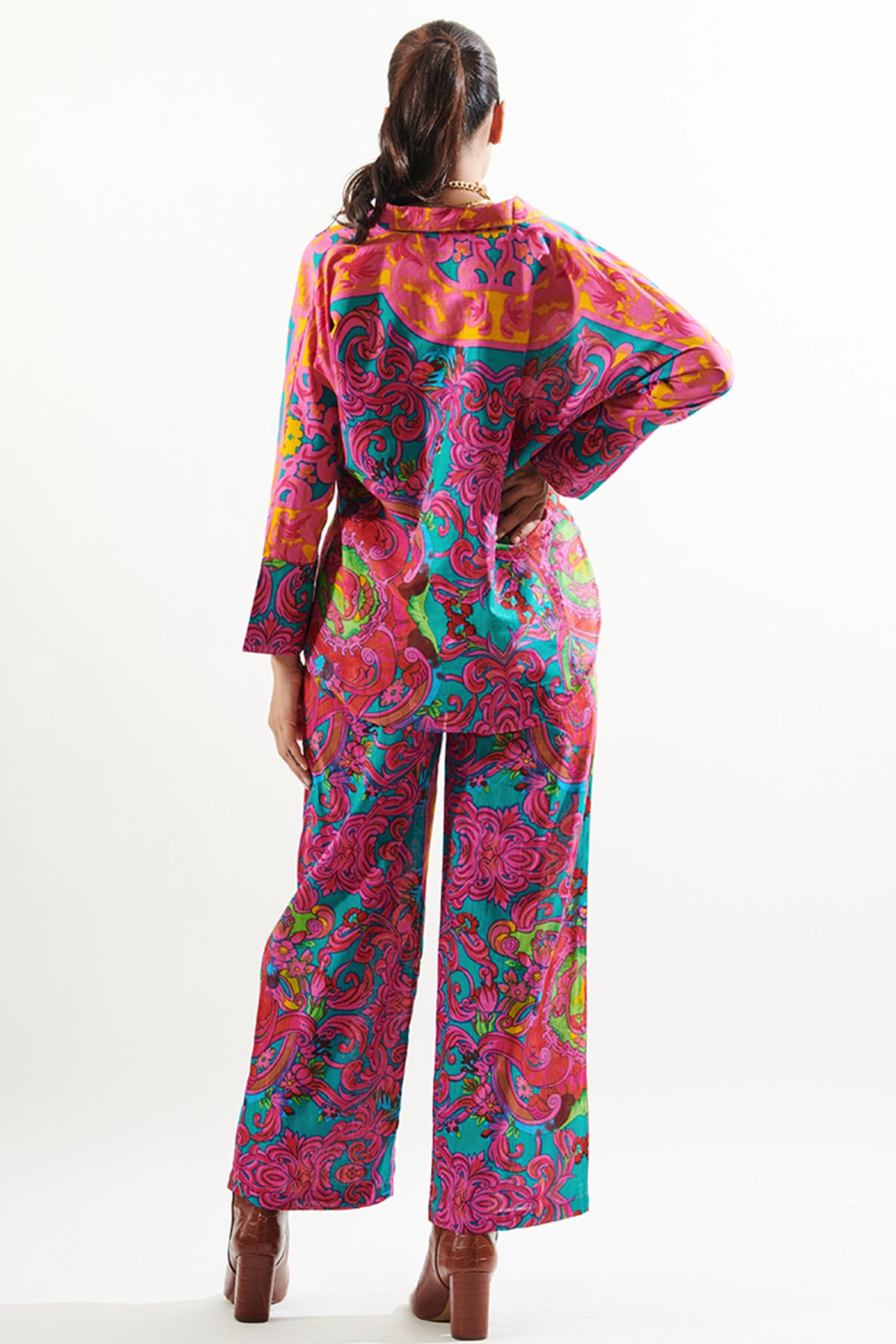 Front tie knot top and pant set