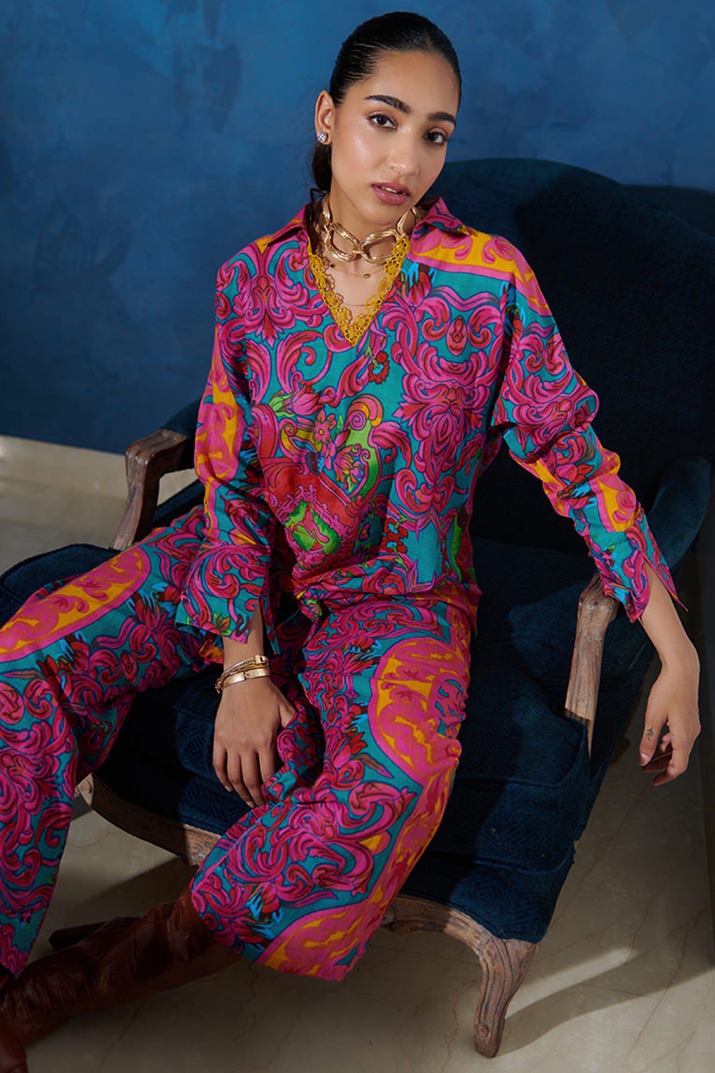 Front tie knot top and pant set